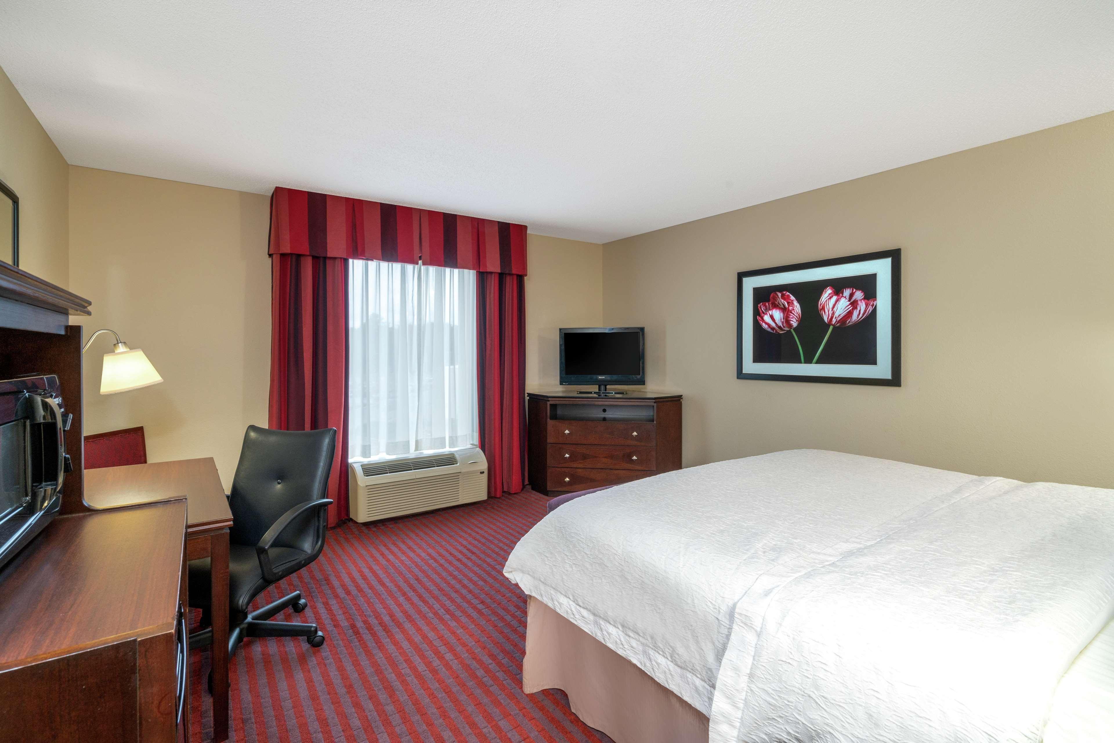 סנדסטון Hampton Inn Richmond - Airport מראה חיצוני תמונה