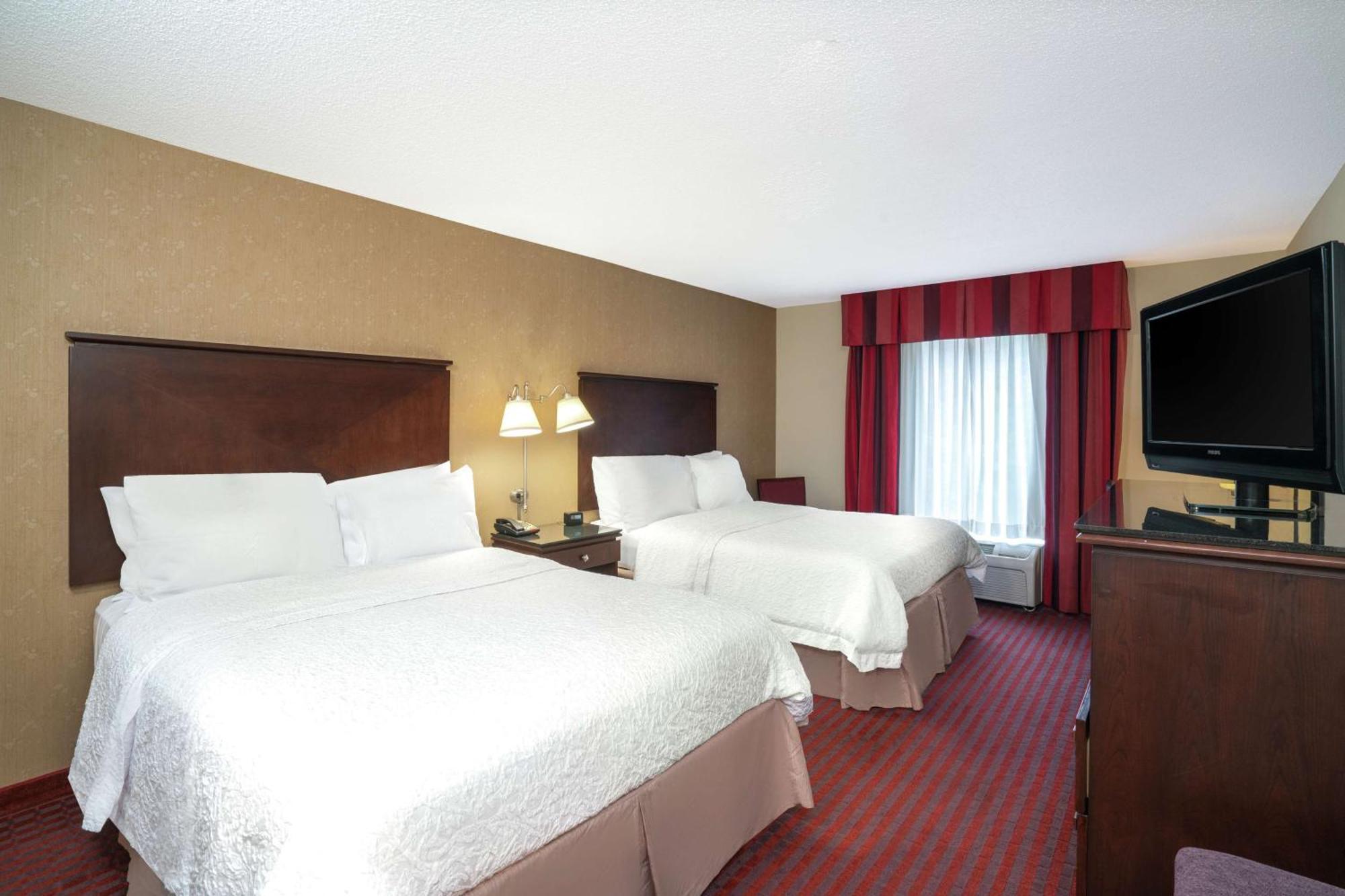 סנדסטון Hampton Inn Richmond - Airport מראה חיצוני תמונה