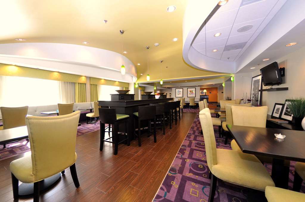 סנדסטון Hampton Inn Richmond - Airport מראה פנימי תמונה