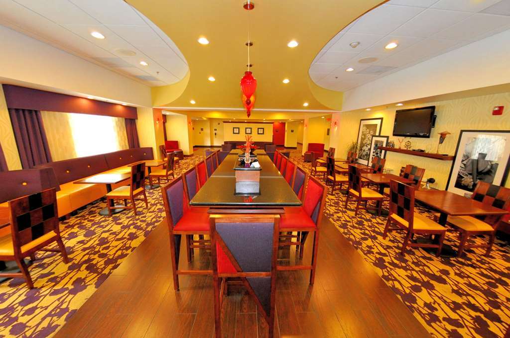 סנדסטון Hampton Inn Richmond - Airport מראה פנימי תמונה